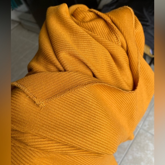 Urban outfitters nwt BDG Nala notch Henley crop top rust orange - Picture 8 of 15